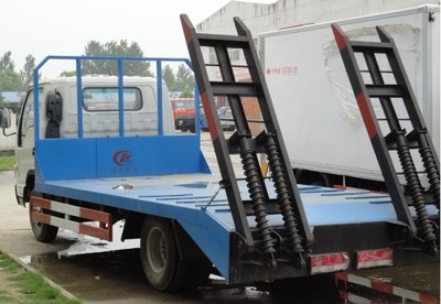 江淮平板運(yùn)輸車(chē)與隨州改裝廠 質(zhì)優(yōu)價(jià)廉的專業(yè)汽車(chē)改裝選擇